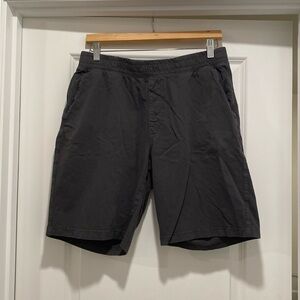 Men’s Size Large Uniqlo Easy Shorts in Charcoal